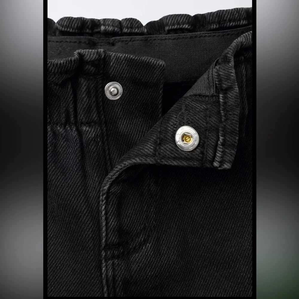 Zara kids, black, heart pocket paperbag jeans, size 6 years